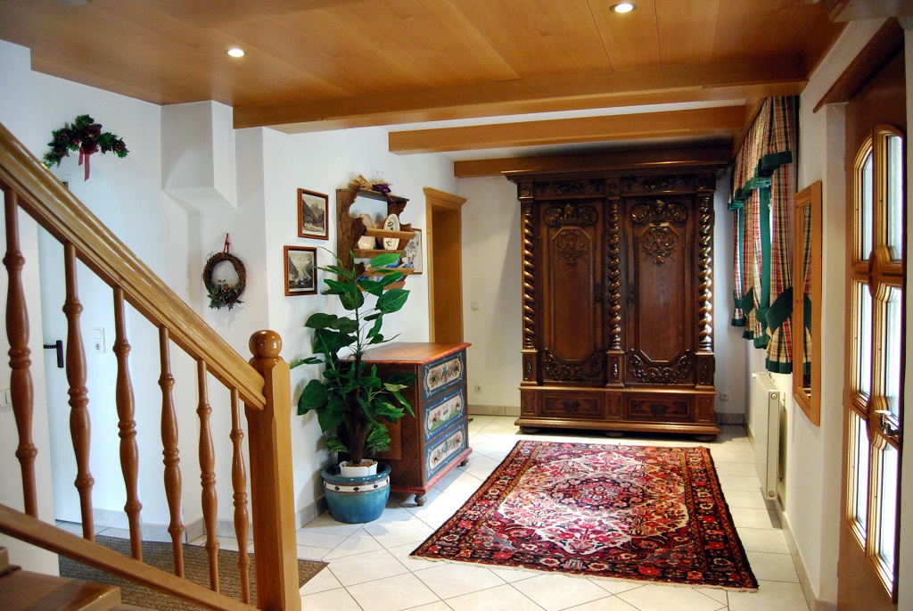 Dorfer Haus Gerlos Ferienahaus Gang.JPG